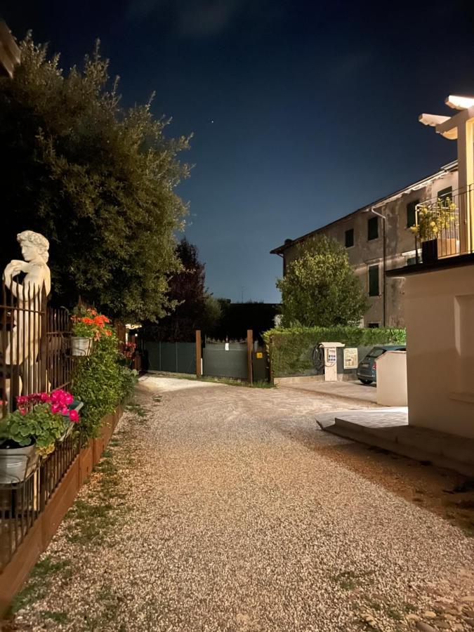 Apartmán Dimora Di Charme Peschiera Del Garda Exteriér fotografie