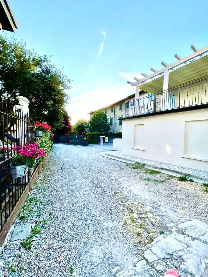 Apartmán Dimora Di Charme Peschiera Del Garda Exteriér fotografie